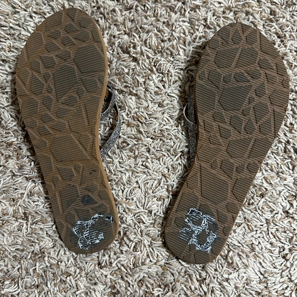 Glitter volcom sandals - Picture 5 of 9